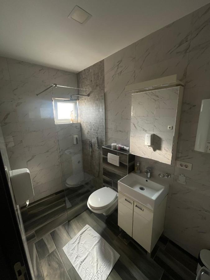 Dream 1 Appartement Belgrado Buitenkant foto