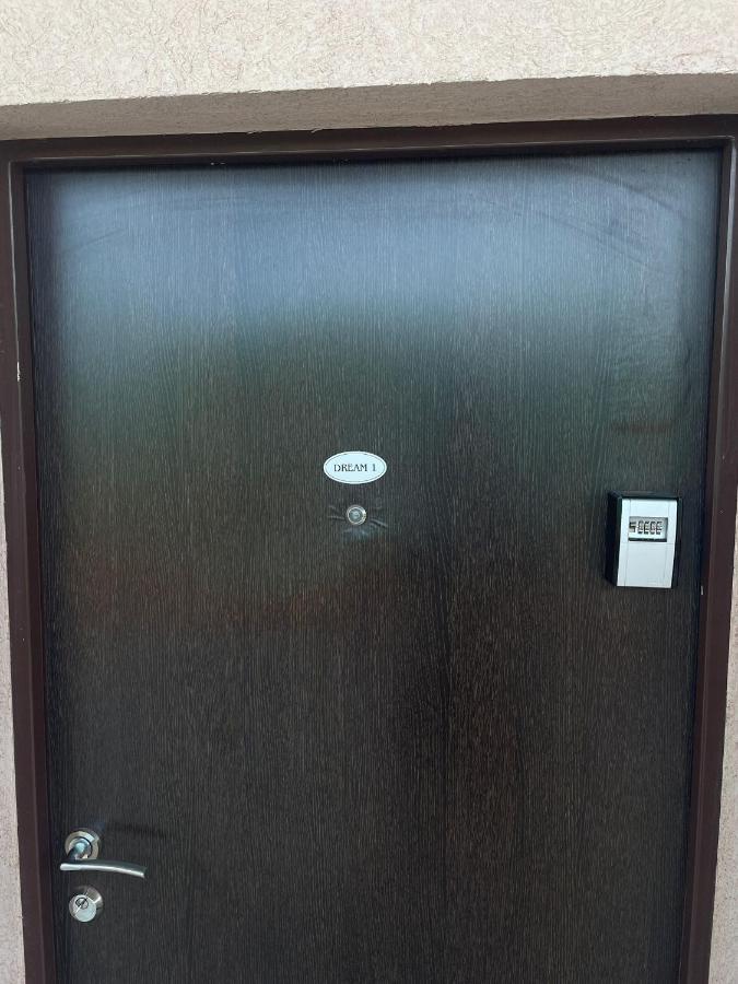 Dream 1 Appartement Belgrado Buitenkant foto